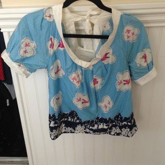 Scenic Leifsdottir short sleeve top.