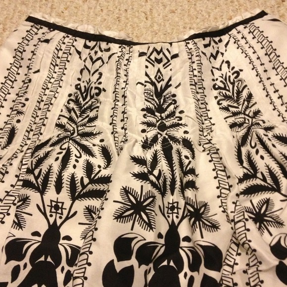 SALE Baby doll skirt - Picture 3 of 4