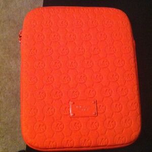 MK iPad/tablet case