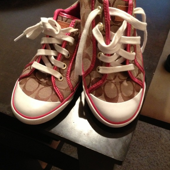 Authentic coach shoes