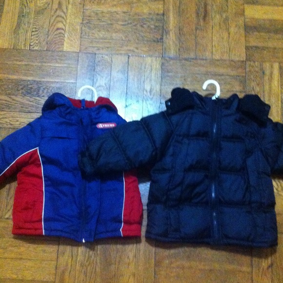 🚫SOLD🚫Only blue jacket left,the black one SOLD.