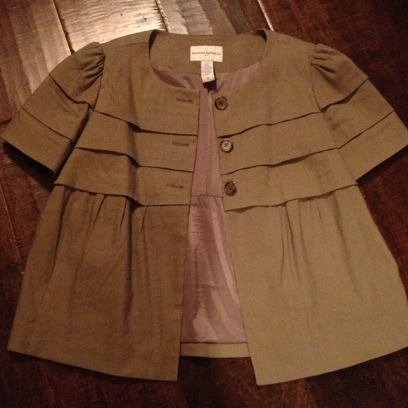 Banana Republic Linen Short Sleeve Blazer