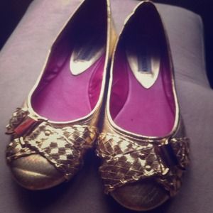 Steve Madden Gold Flats Shoes Dressy Size 7