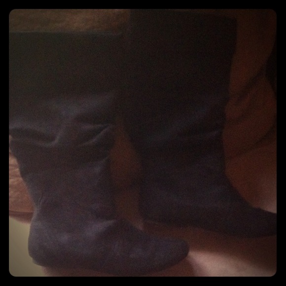 Xhilaration Black Slouchy Boots Size 7 EUC