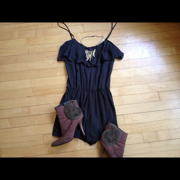 Short romper
