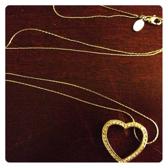Cookie lee rhinestone heart necklace