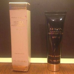 Merle Norman Luxiva Lasting Foundation.