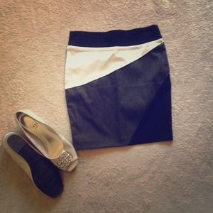 Bundle:Seductions min skirt,6 1/2 Impo flats shoes