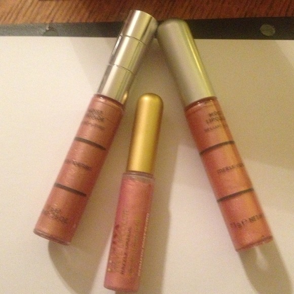 Merle Norman lip color