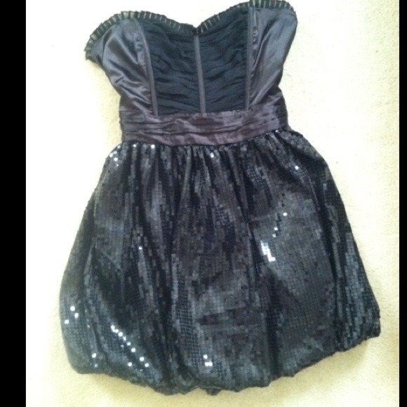 Sparkle Black Bubble Prom Dress - Picture 4 of 4