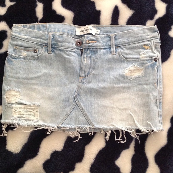 Donated❌ Denim skirt