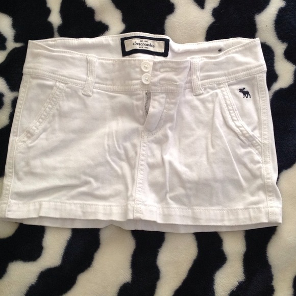 Donated❌ White Skirt