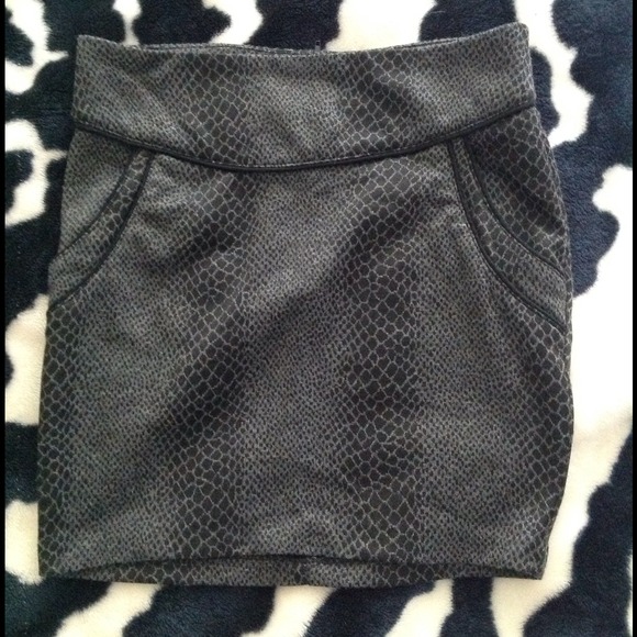 Donated❌ Mini skirt