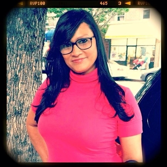 🌟Meet your seller and buyer !🌟 - Picture 2 of 4