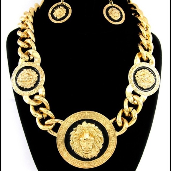New Lion Head Triple Medallion Necklace Set