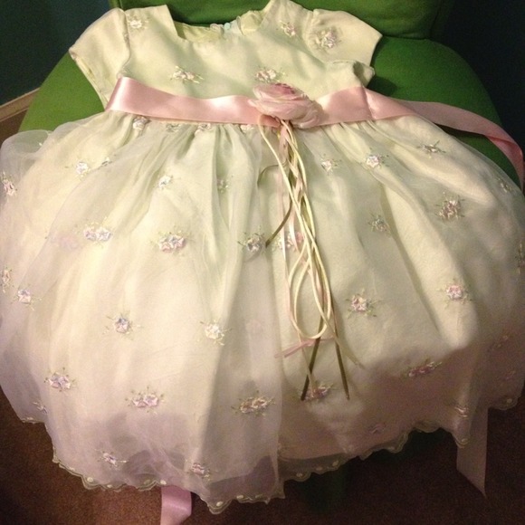 SOLD Girls dress