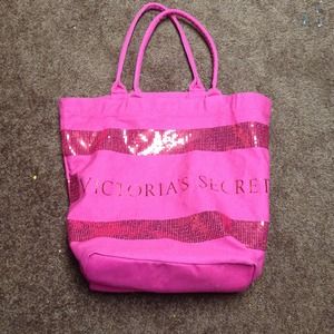 Large Victoria secrets tote ✨reduced.