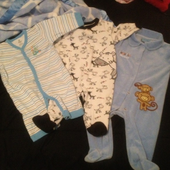 Baby boy pjs bundle! 😊👍