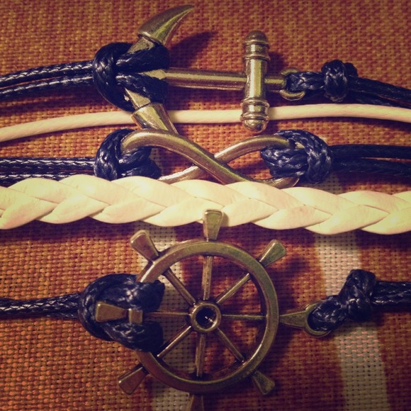 ⛔️SOLD⛔️anchor Bracelet
