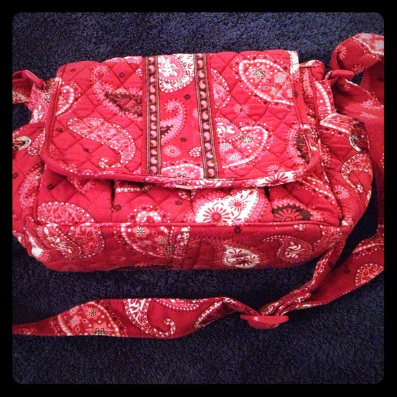 Vera Bradley red paisley purse
