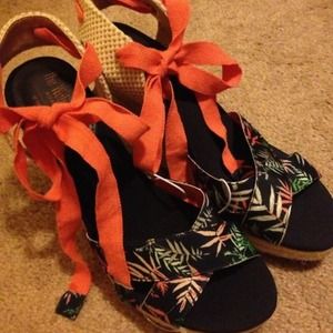 Webster for Target Palm Tree Wedges - 8.5