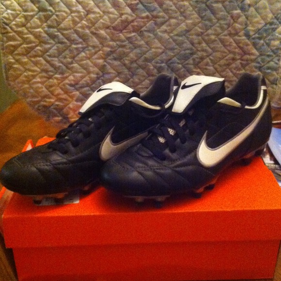 Men's Nike soccer cleats.