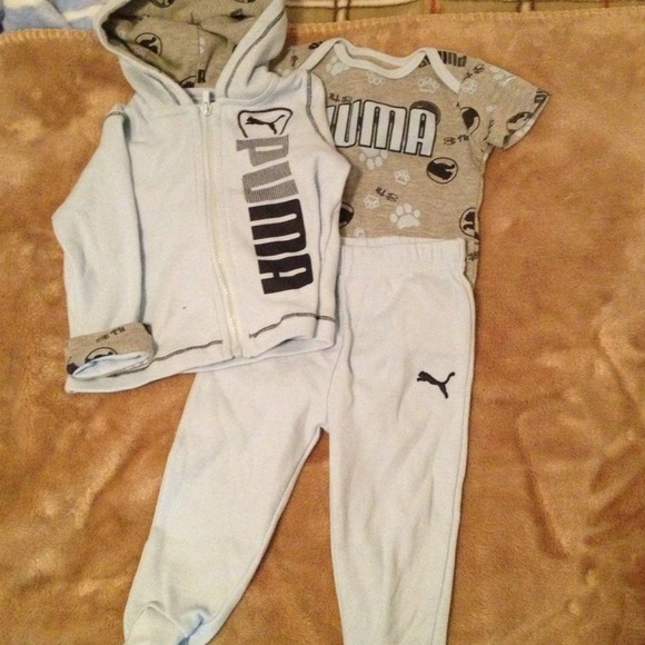 🚨🎉sold🚨🚨Puma baby boy set! 💙