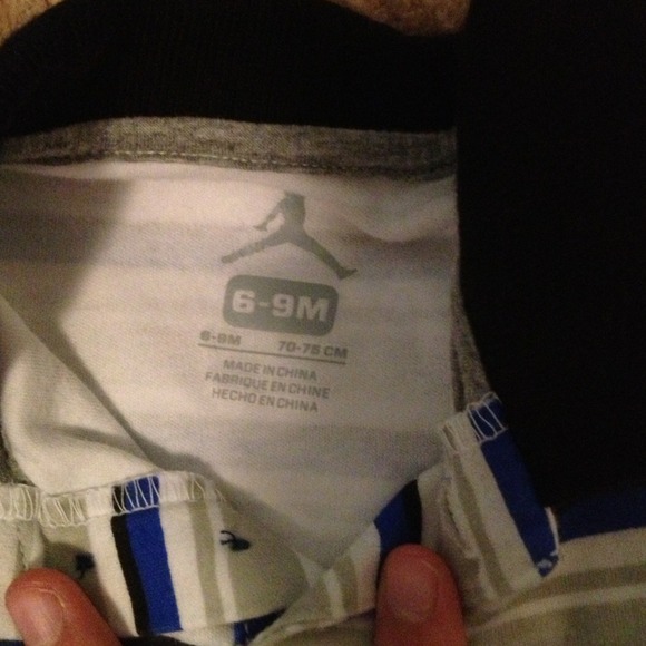 🚨Sold Baby boy Jordan outfit NWOT!! 😊💙 - Picture 3 of 3