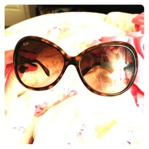 Ray-Ban RB4126 Cats 1000 Sunglasses
Ray-Ban