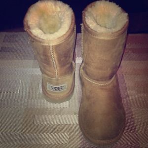 KIDS UGGS 11