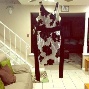 Black, white and a hint of lilac summer dress