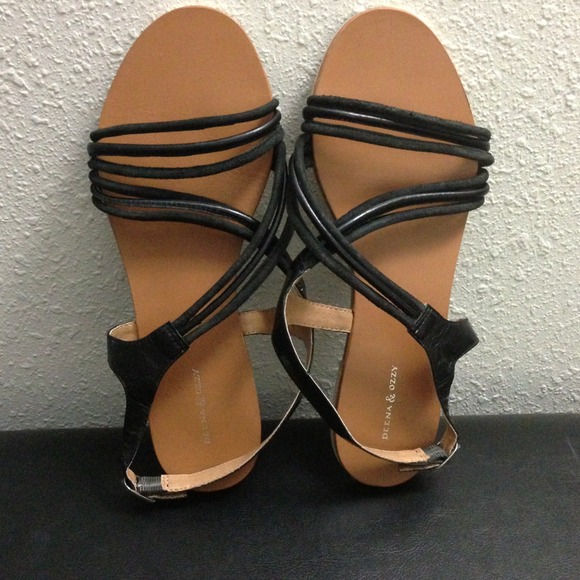 Sold! Deena and Ozzie urban outfitters sandals 8