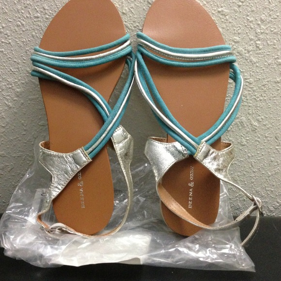 $Sold$ Deena and Ozzie urban outfitters 8 sandals