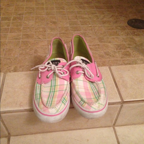 Pastel Sperry boat shoe