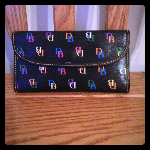 Dooney wallet