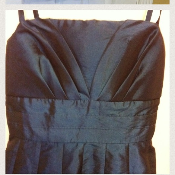 Satin blue dress - Picture 2 of 3