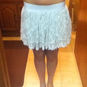 White laced skirt