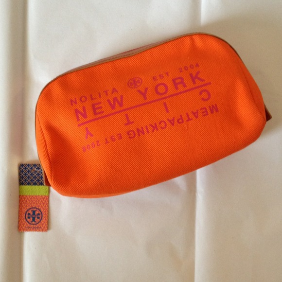 Tory Burch make-up pouch
