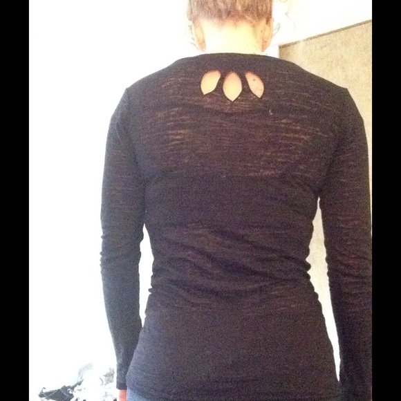 Soft  and sheer jeweled over shirt - Picture 4 of 4