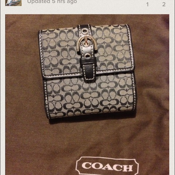 ❌SOLD❌Coach wallet & purse bundle @sfontenot0715