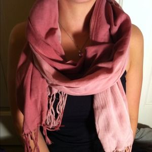 NWOT Pink gradient scarf