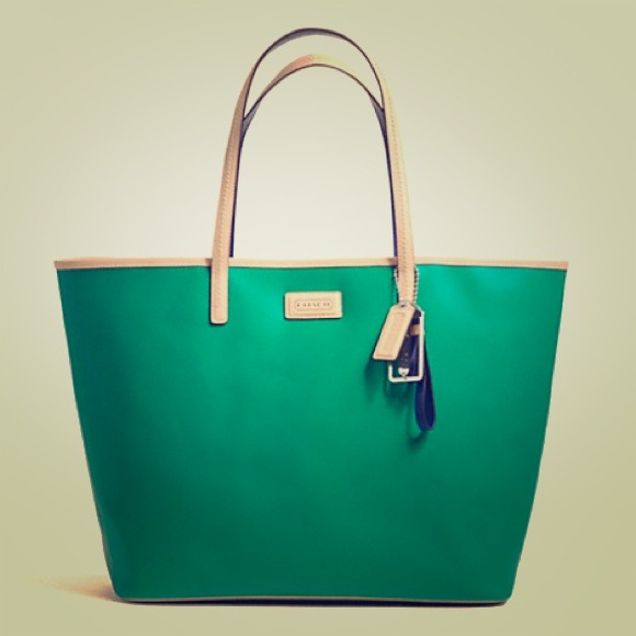 Coach tote