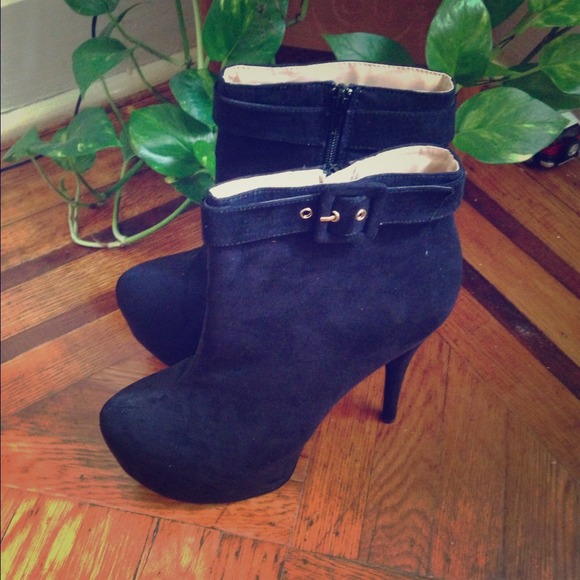 Booties - Picture 1 of 3