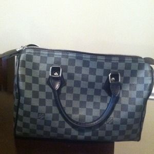 LV hand bag (NO TRADES)