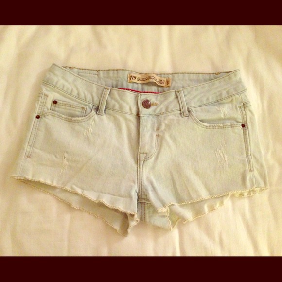 *SALE*Zara TRF jean shorts