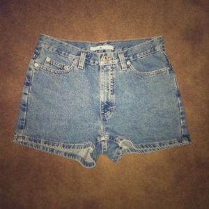 **TRADED**High rise size 27/28