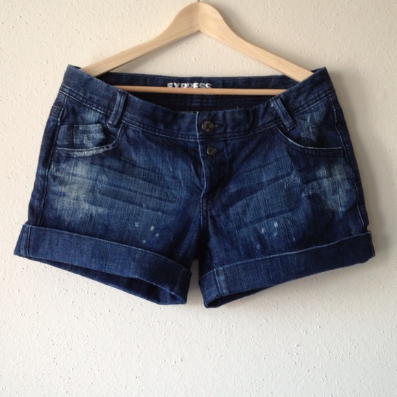 ❌SOLD in Bundle Express Jeans Shorts.