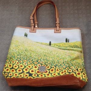 NWOT Dooney and Bourke Tote