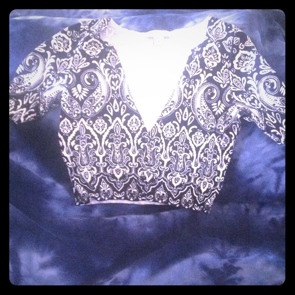 White House Black Market WHBM cardigan XS