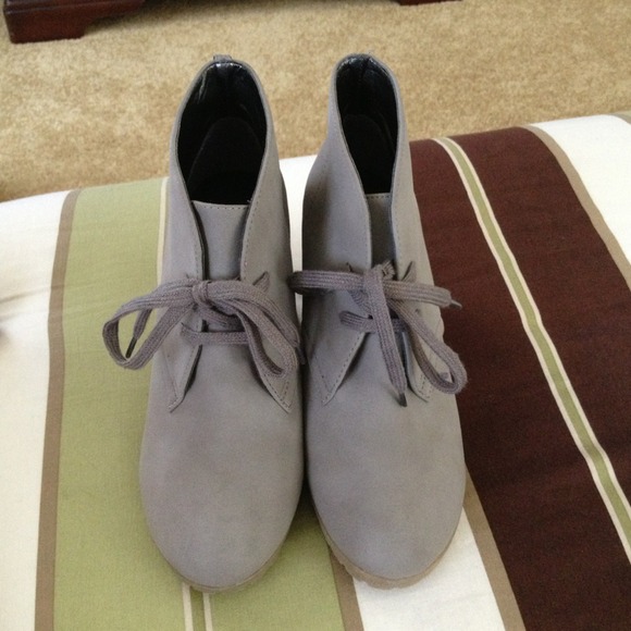 Gap wedge shoes